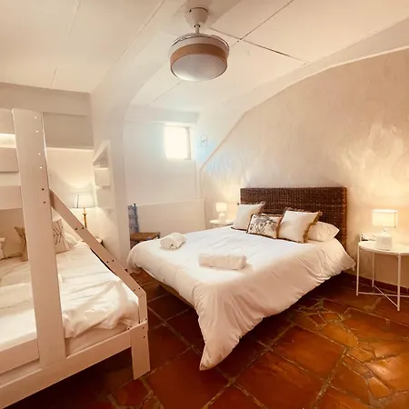 Yin Yang House, El Palmar, Con Wifi A 500 M De La Playa Casa de Férias *