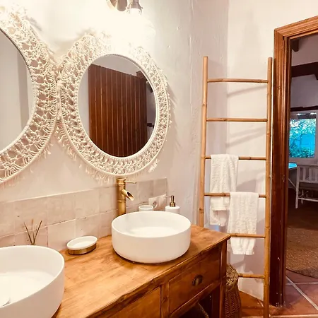 Сasa de vacaciones Yin Yang House, El Palmar, Con Wifi A 500 M De La Playa Cádiz